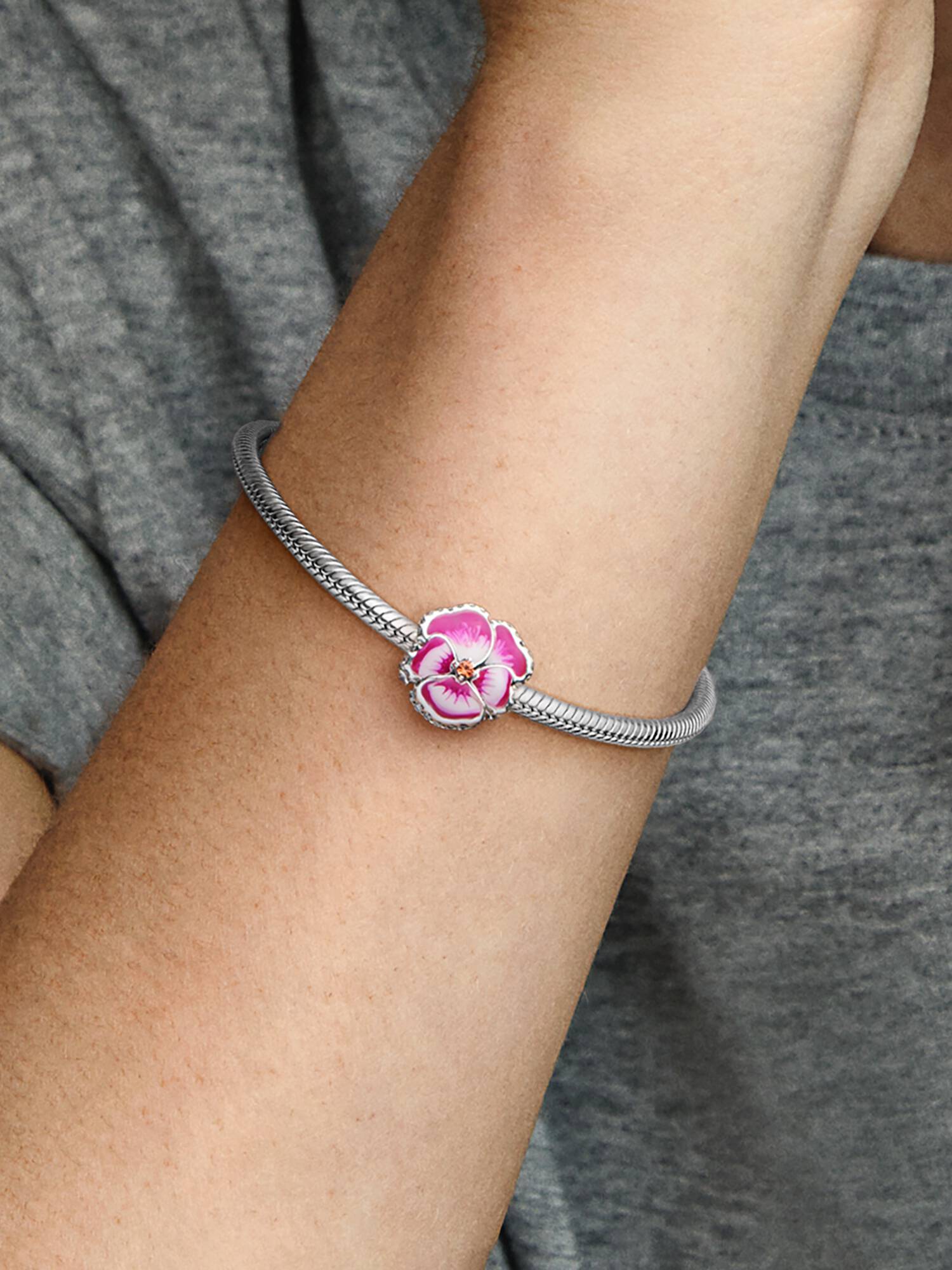 Pembe Menekşe Charm