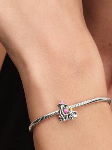 Disney Dumbo ve Anne Charm