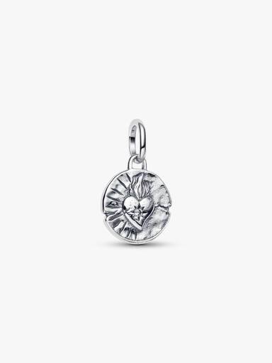 Kalp Madalyon Charm