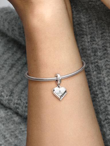 Kuruklu Piyano Sallantılı Charm