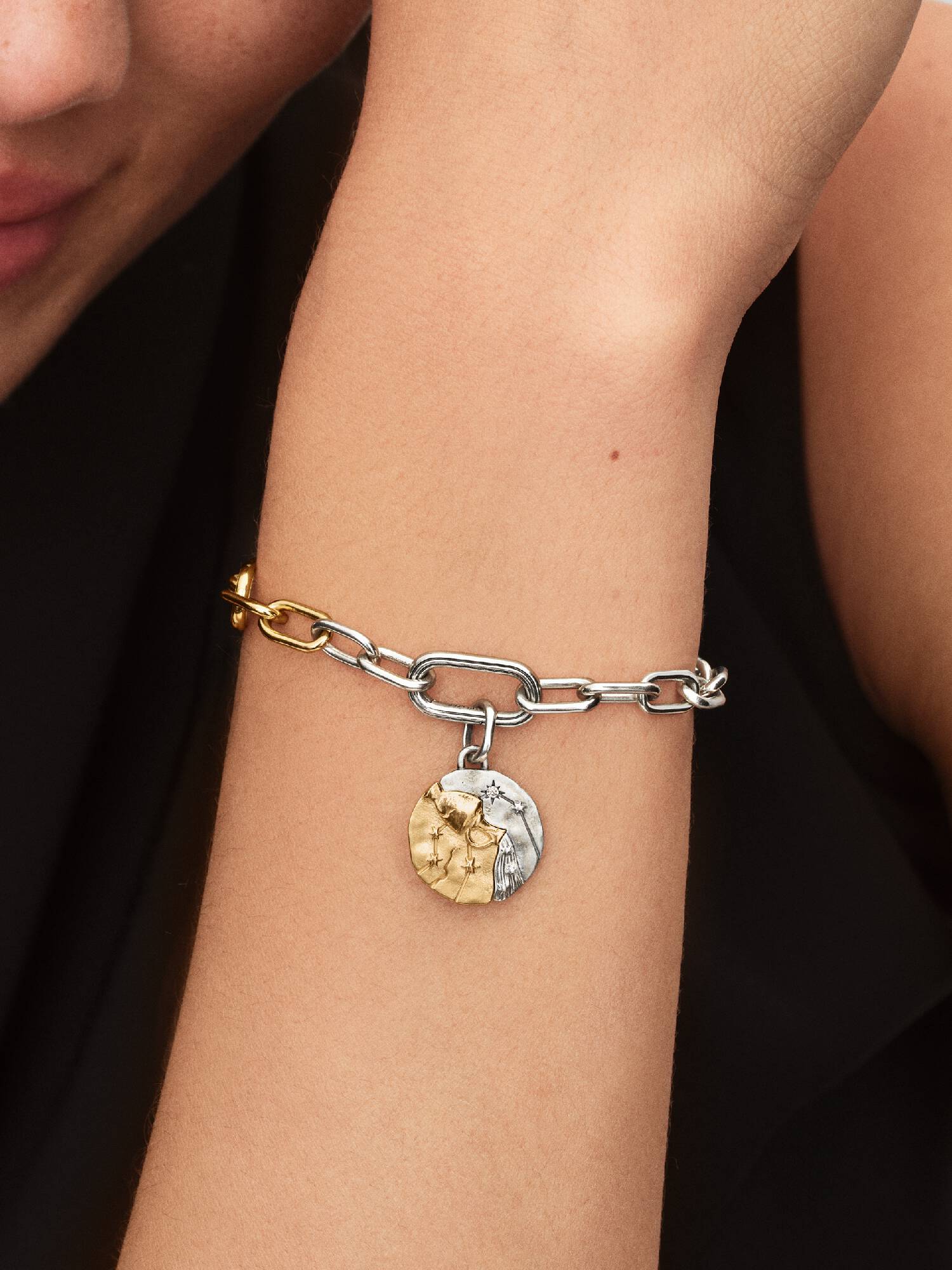 Kova Burcu Madalyon Charm
