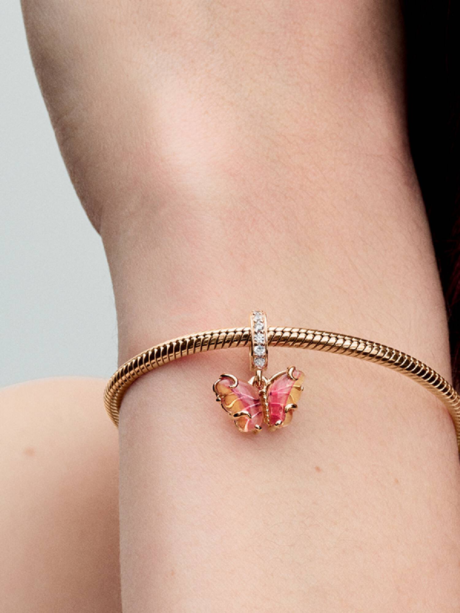 Pembe ve Sarı Murano Camı Kelebek Sallantılı Charm