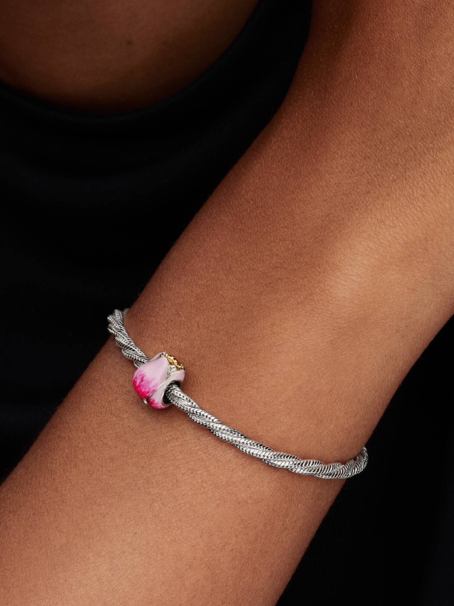 Pembe Lale Charm