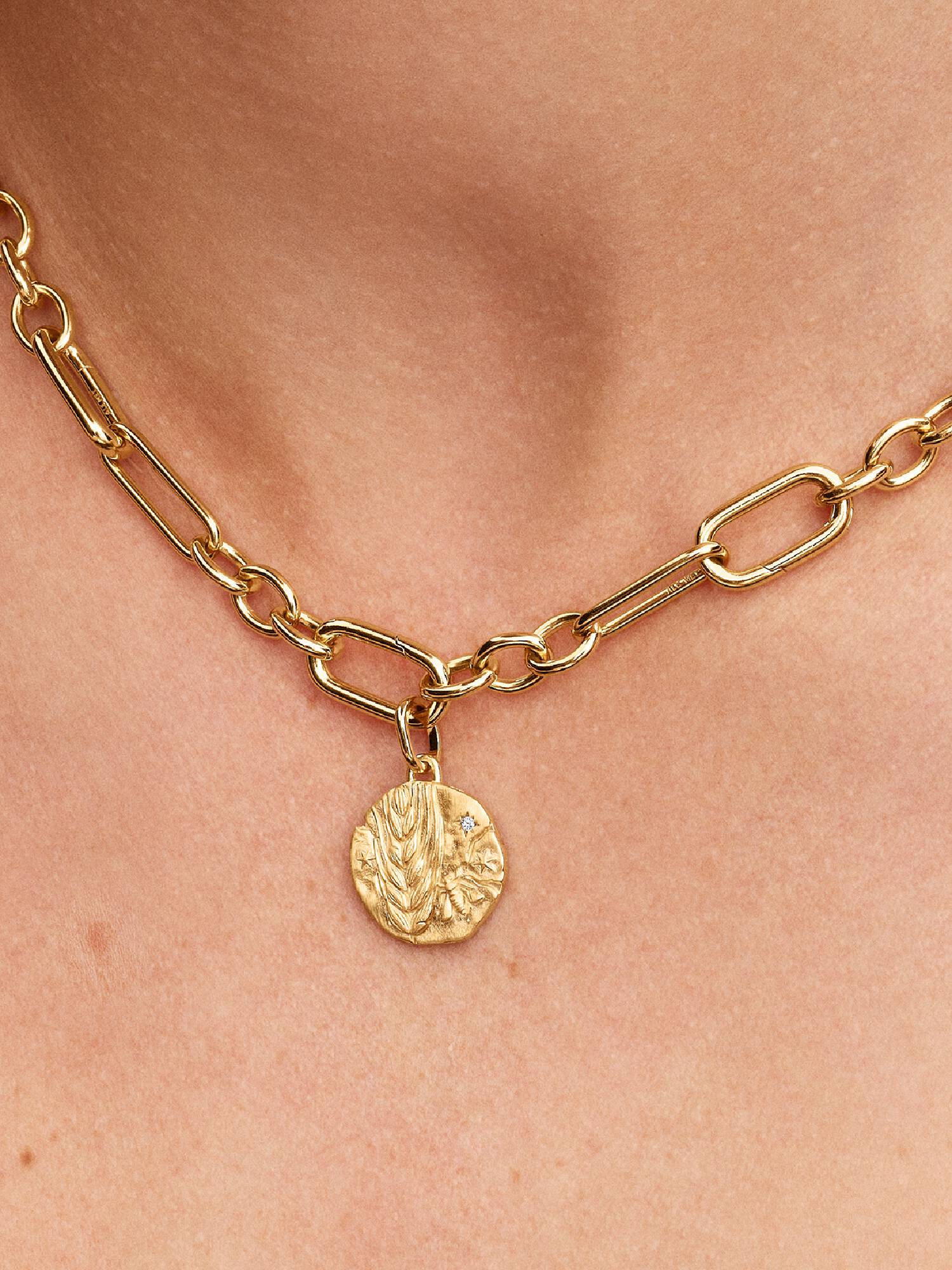 Buğday Madalyon Charm