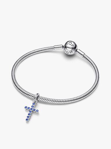 Haç Sallantılı Charm