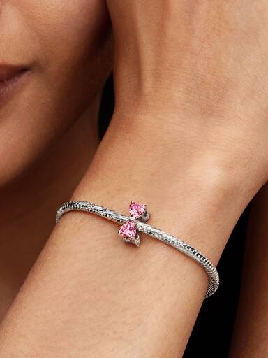 Pembe Fiyonk Charm