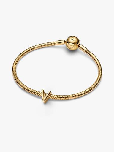 V Harfi Alfabe Charm