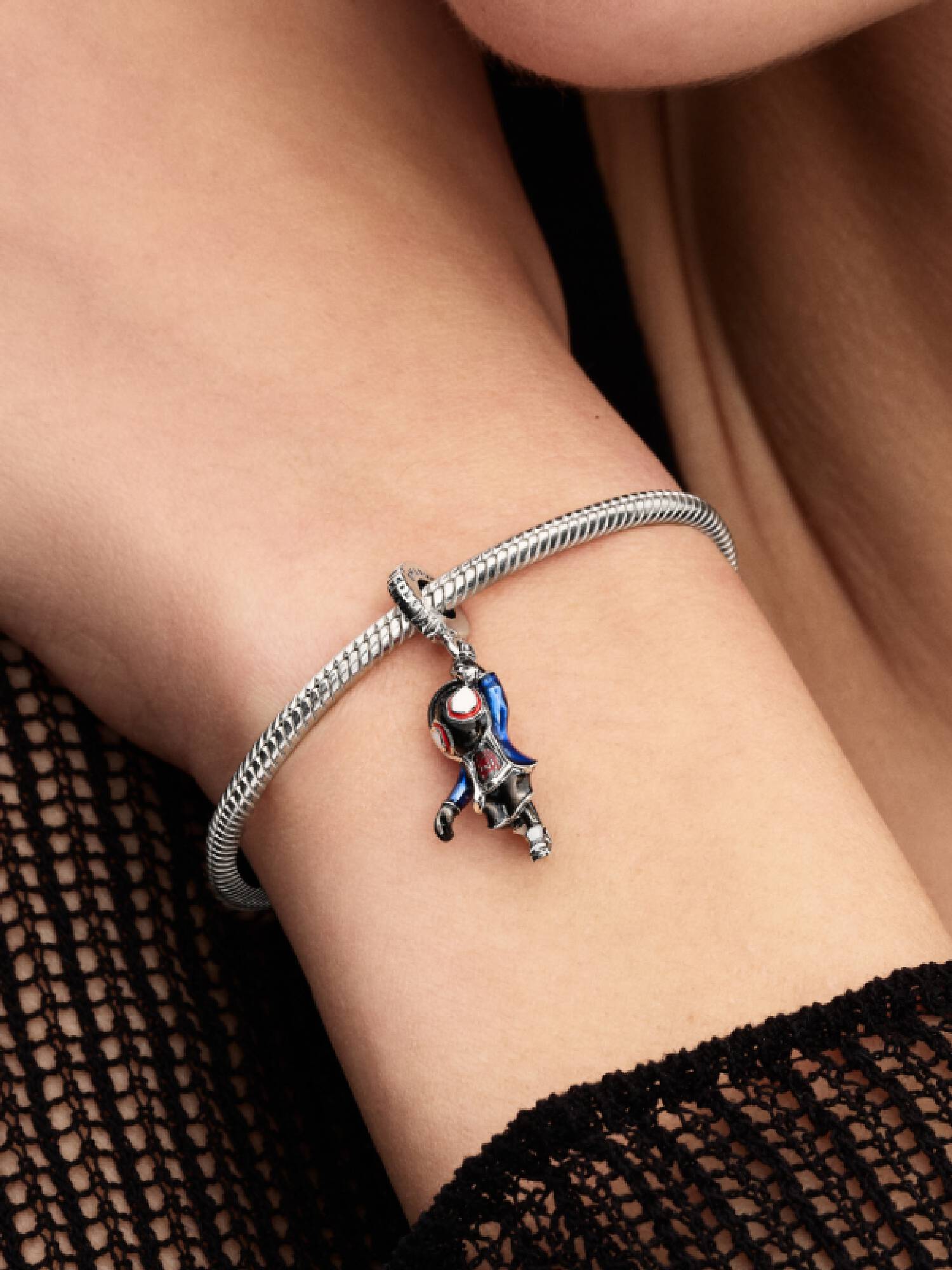 Marvel Spider-Man Miles Morales Sallantılı Charm