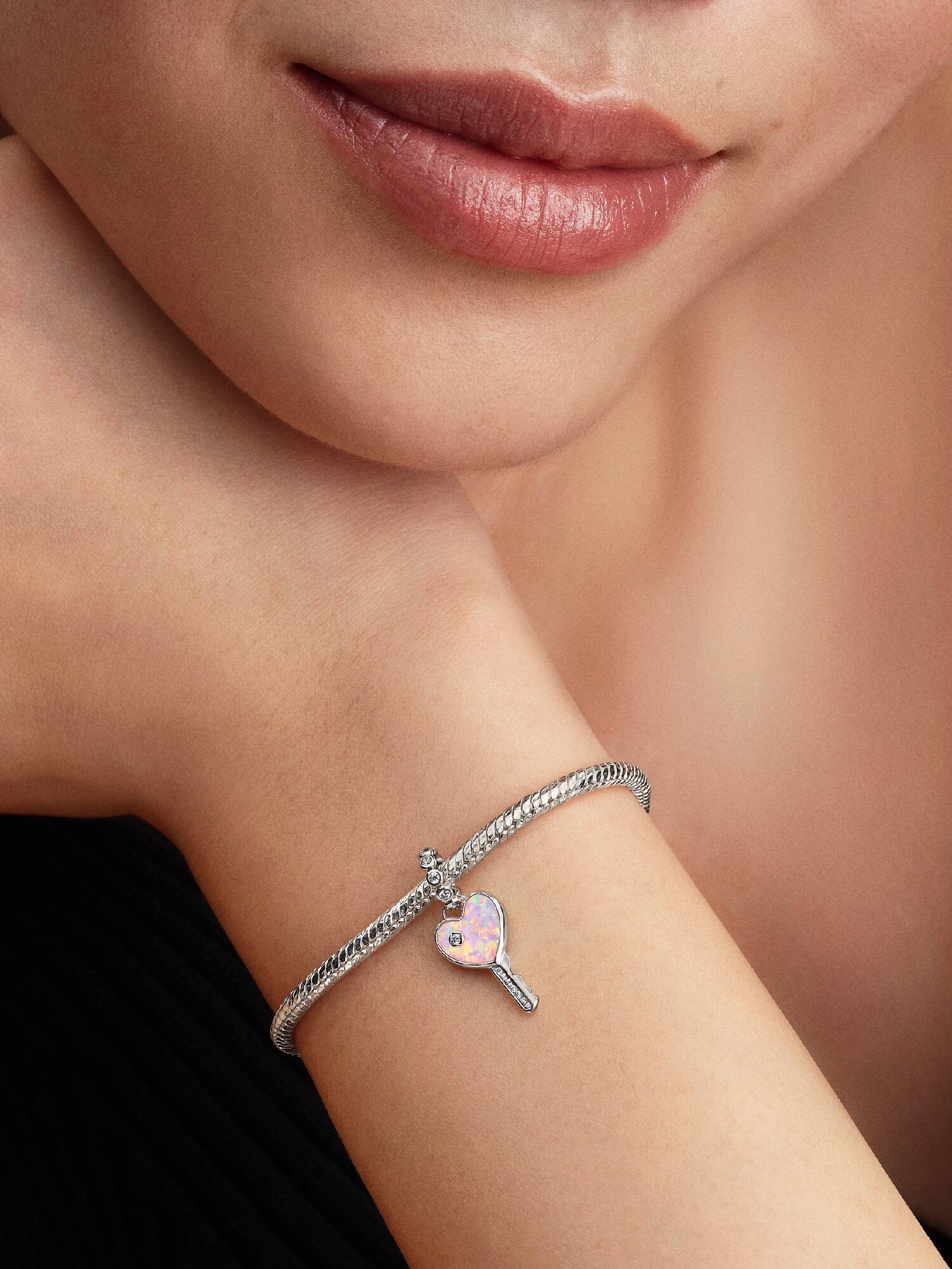 Işıltılı Kalp Anahtar Sallantılı Charm