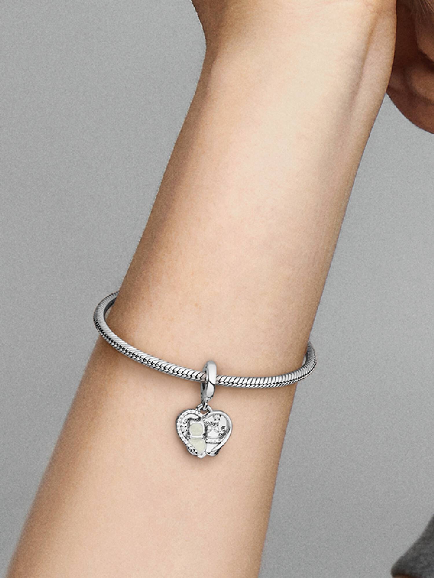 Kediler ve Kalpler Sallantılı Charm
