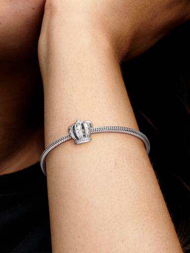 Kraliyet Tacı Charm