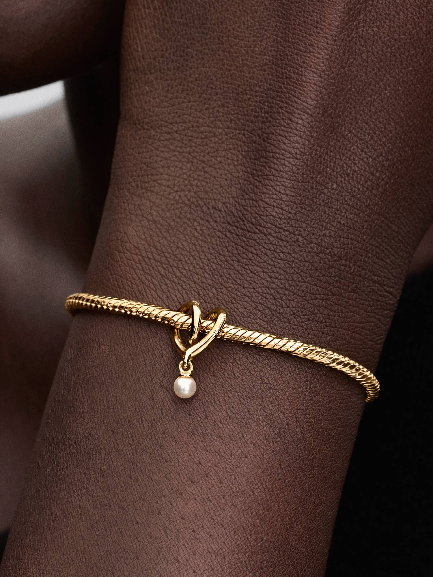 Sarılı Kalp Charm