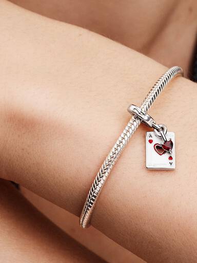 Disney ''KÖTÜLER'' Kupa Kızı Çift Sallantılı Charm