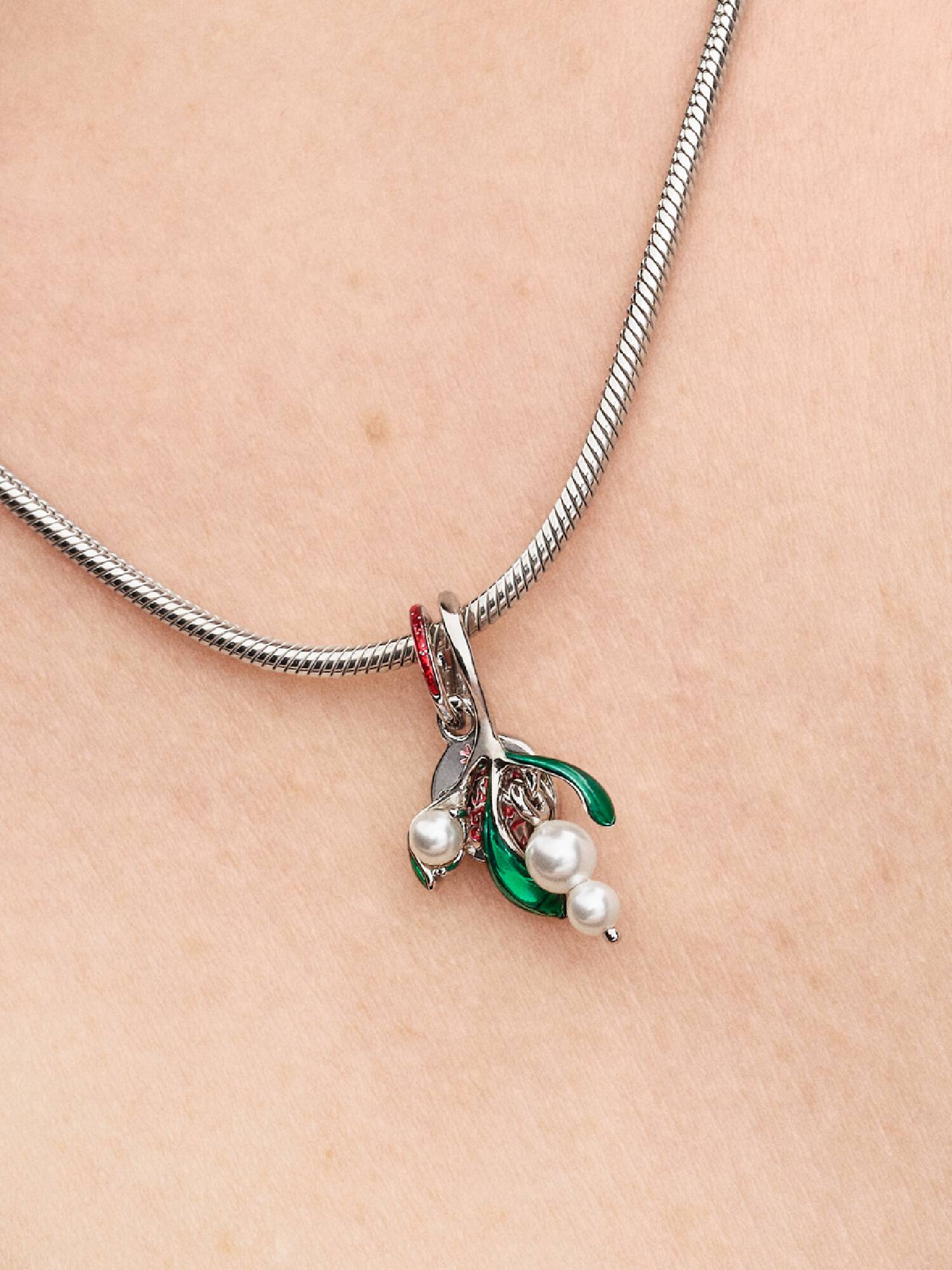 Ökse Otu Sallantılı Charm