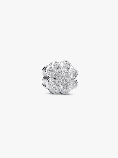 Dokulu Yonca Mini Charm