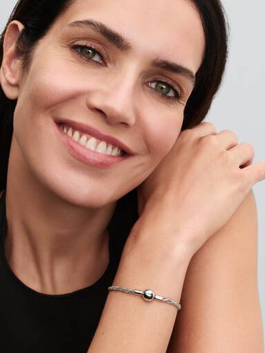 Yuvarlak Pandora Klipsli Kıvrımlı Yılan Zinciri